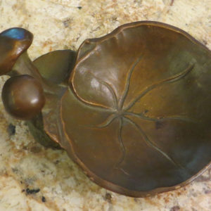 Mcclelland Barclay Bronze Lily Pad Mushroom Pin Tray
