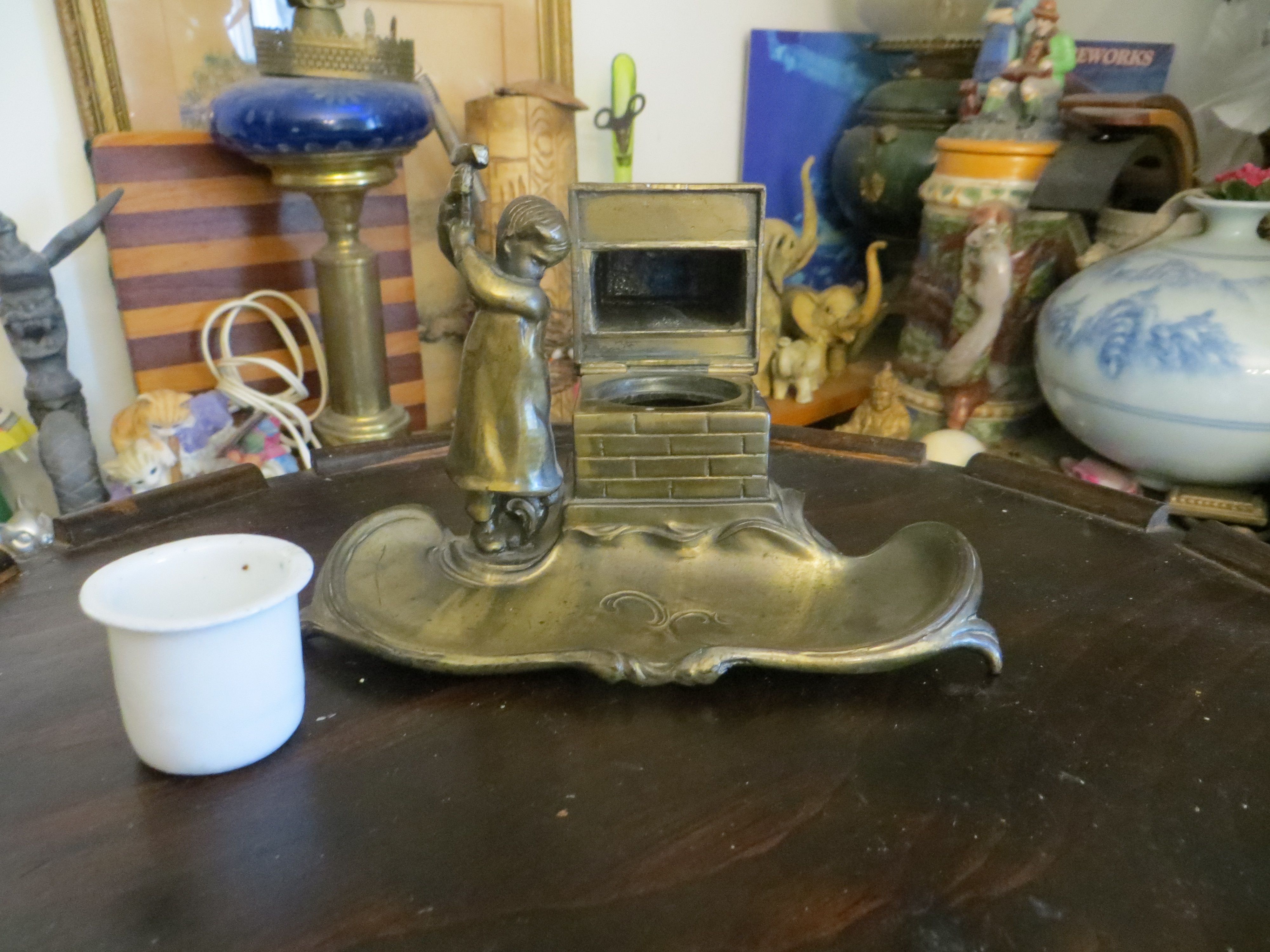 Jennings Brothers Bronzed Lidded Inkwell w/ Milk Glass Insert