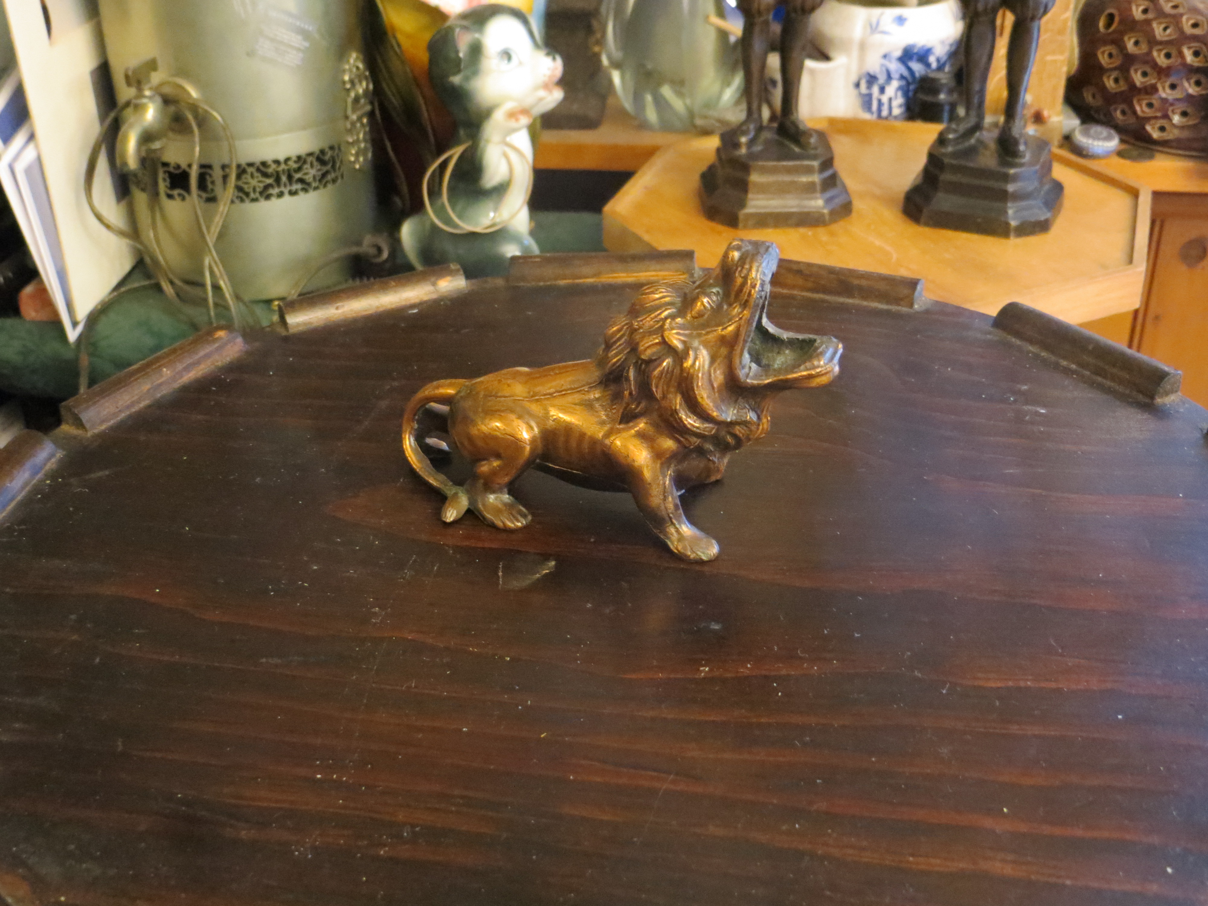 Antique Metal Lion Cigarette Cigar Holder Ashtray