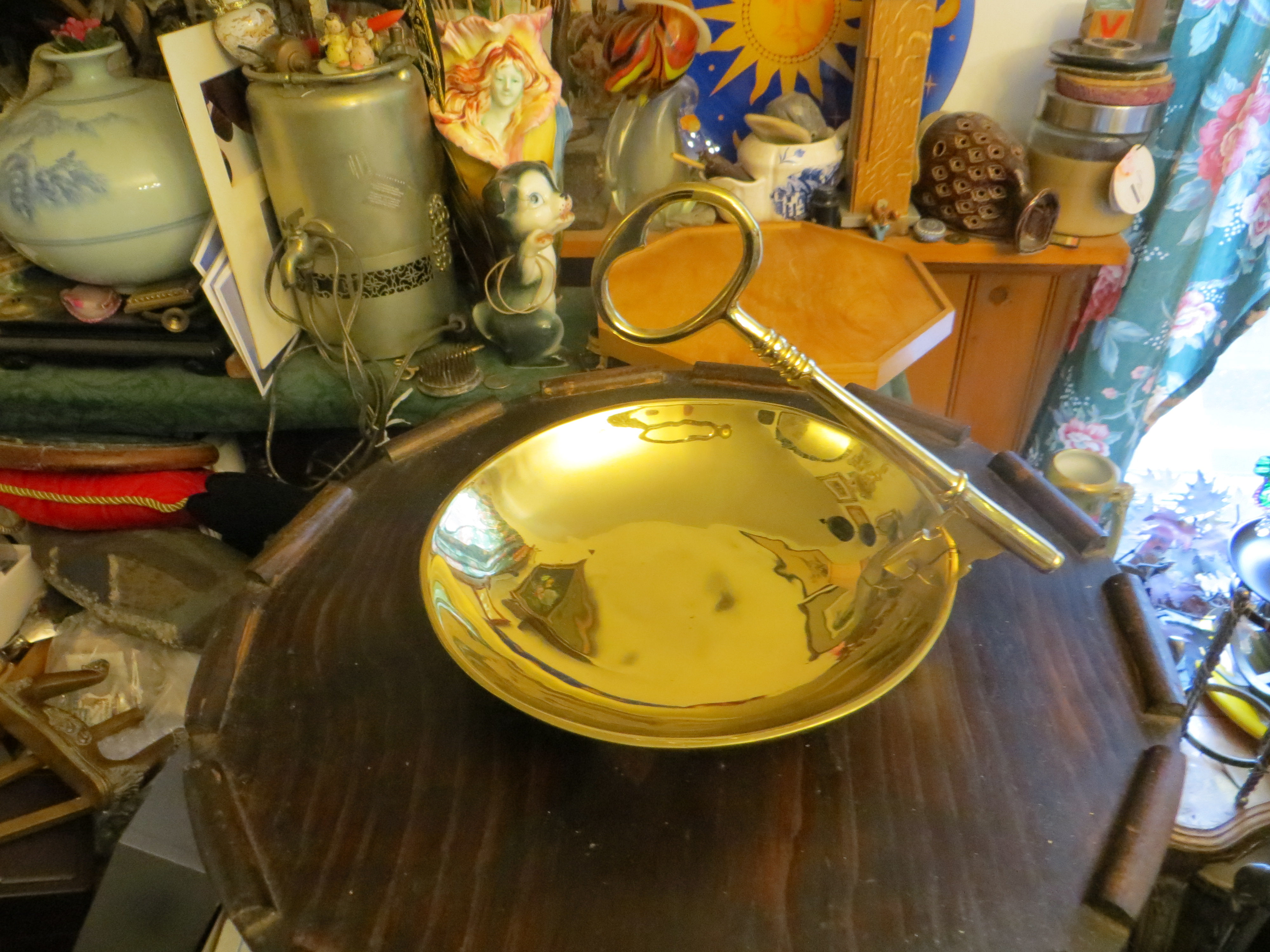 Vintage Virginia MetalCrafters Solid Brass Bowl With Key Handle